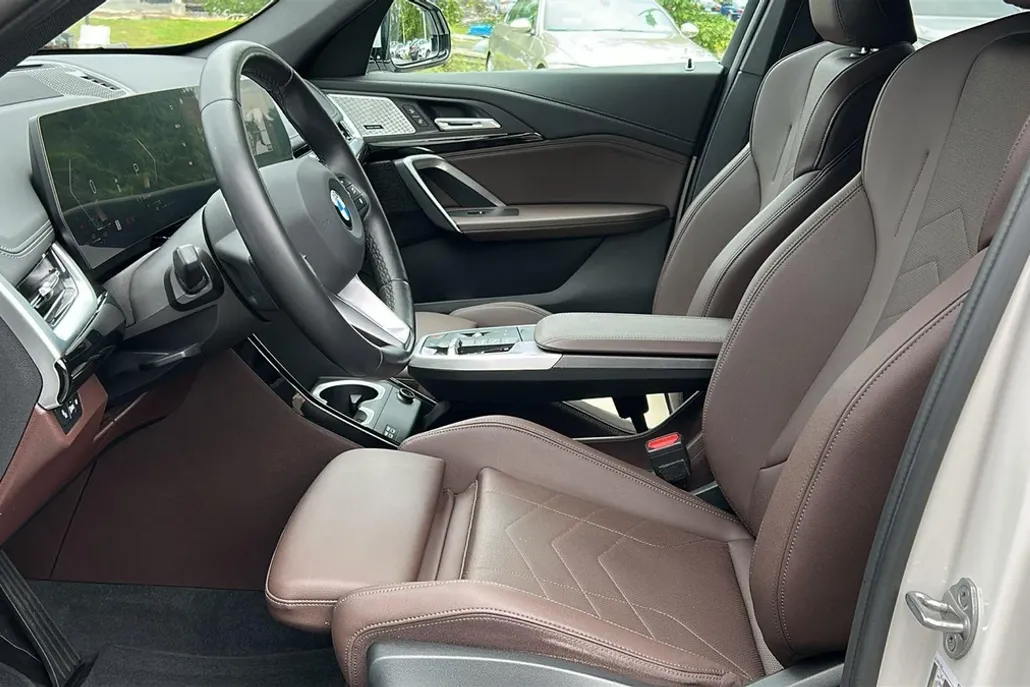 2023 Bmw X1 XDrive28i photo 1