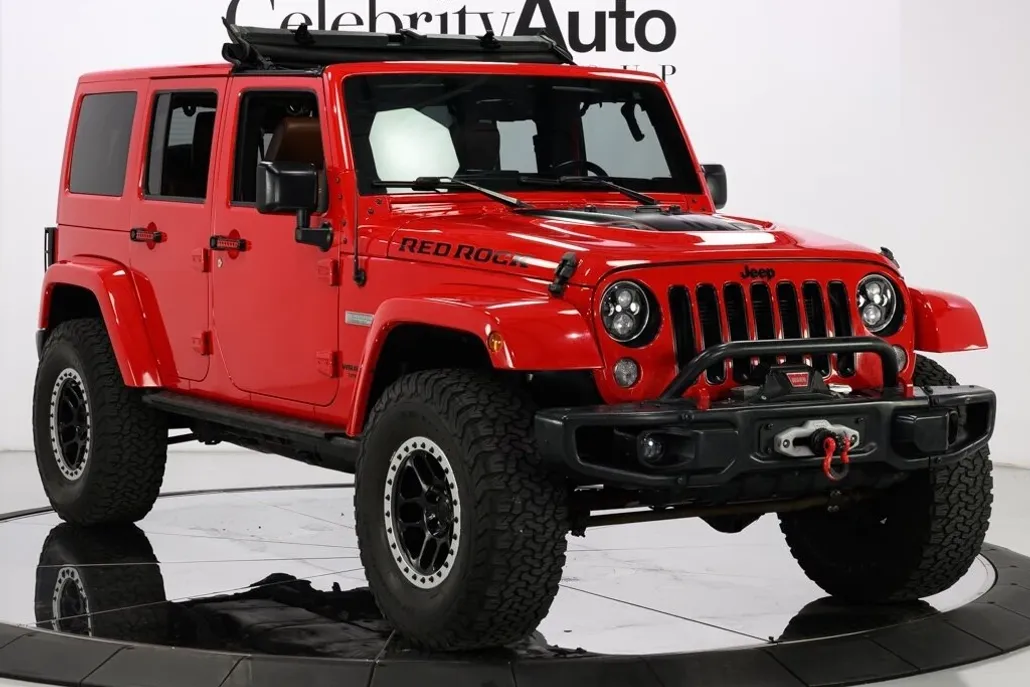 2016 Jeep Wrangler Unlimited Rubicon photo 1