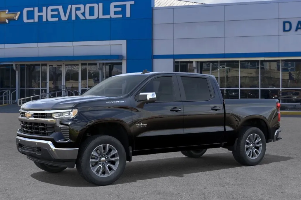 2026 Chevrolet Silverado 1500 LT photo 1