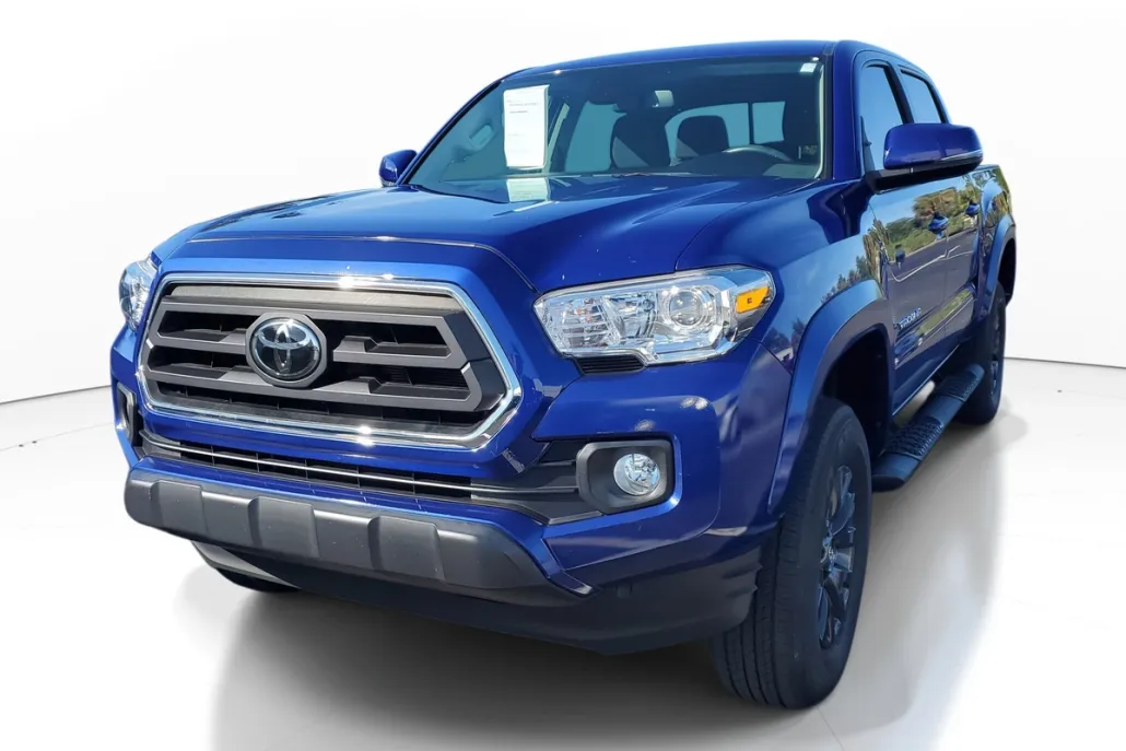 2023 Toyota Tacoma SR5 V6 photo 1