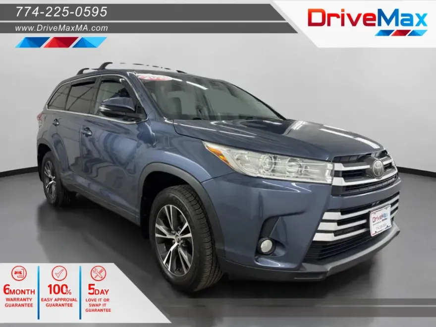 2018 Toyota Highlander LE Sport photo 1