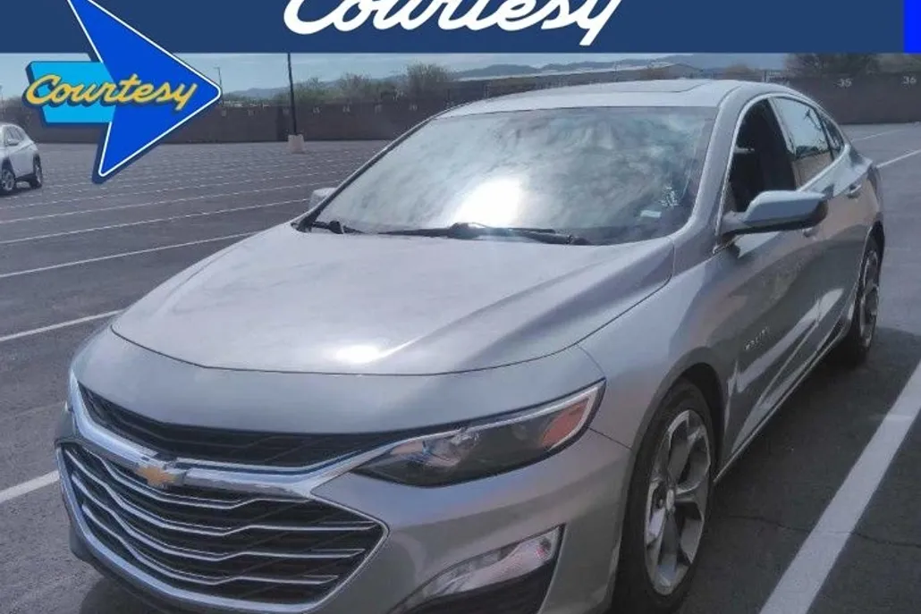 2023 Chevrolet Malibu 1LT photo 1