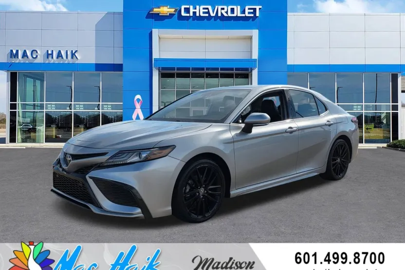 2022 Toyota Camry XSE photo 1