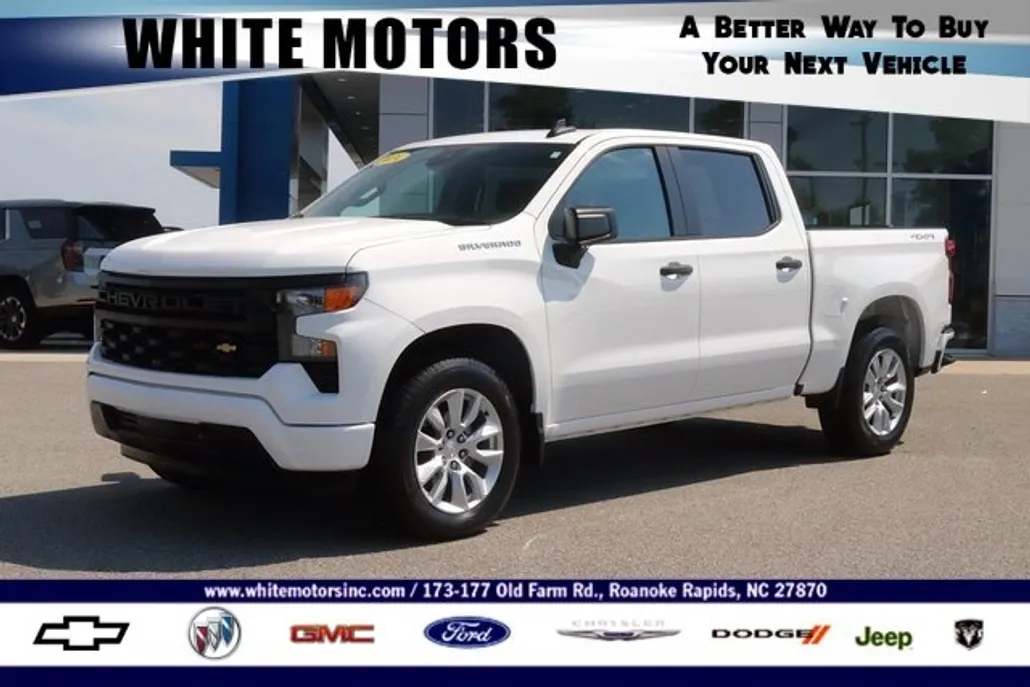 2024 Chevrolet Silverado 1500 Custom photo 1