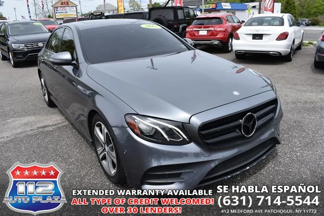 2017 Mercedes Benz E 300 4MATIC photo 1