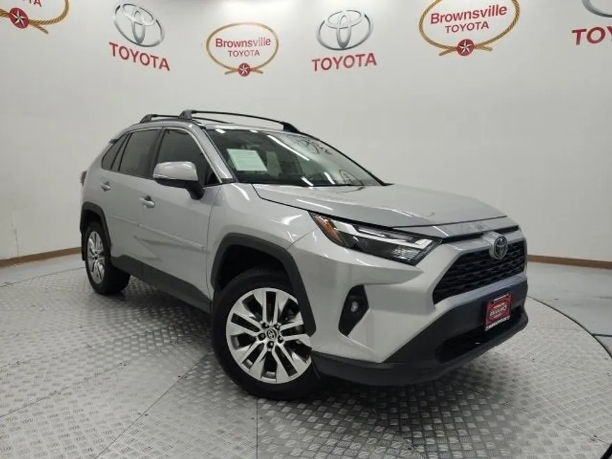 2024 Toyota RAV4 XLE Premium photo 1