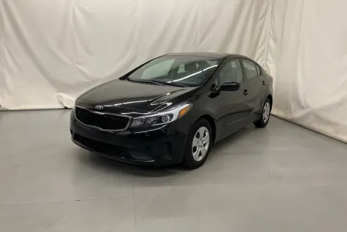 2017 Kia Forte LX Base photo 2