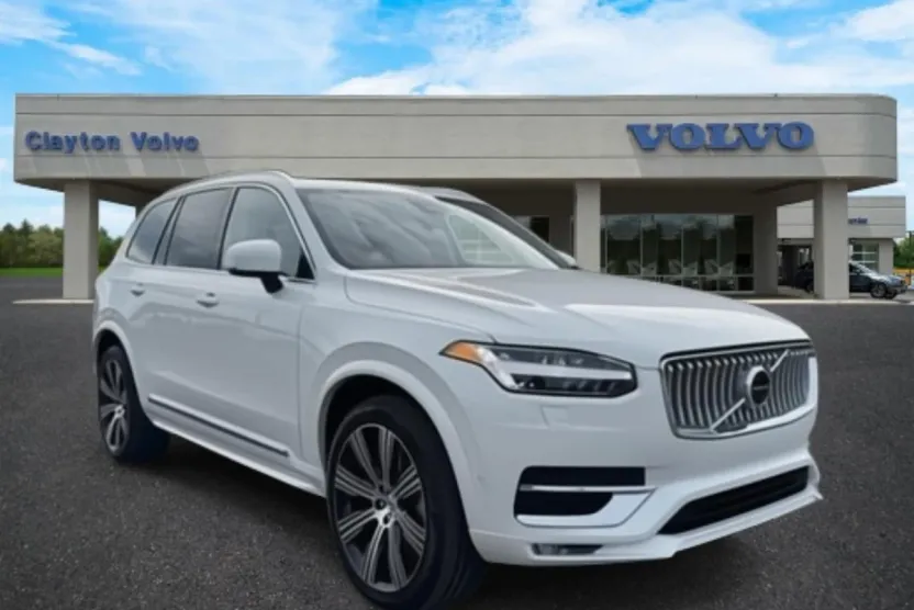 2025 Volvo XC90 AWD photo 1