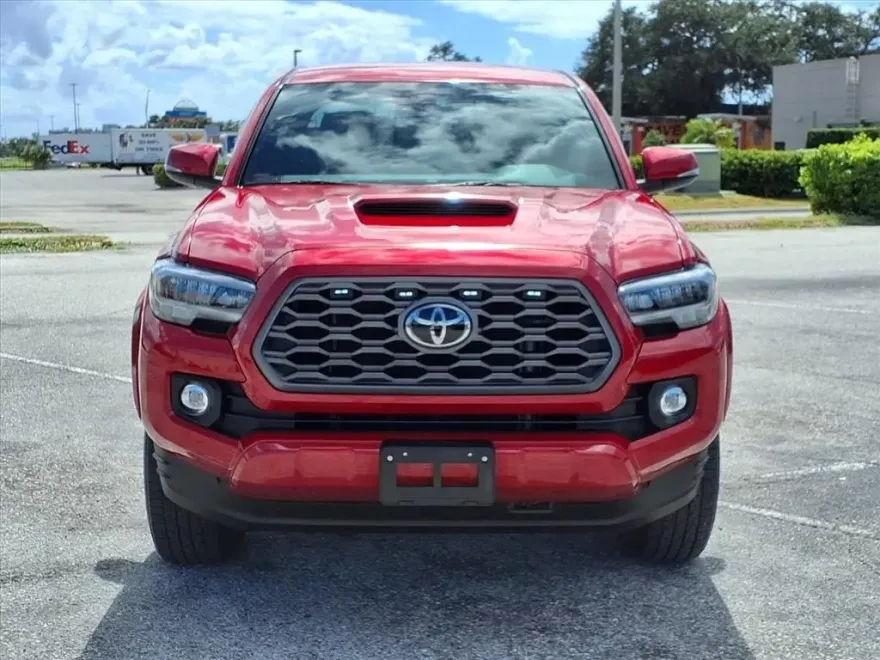 2022 Toyota Tacoma TRD Sport V6 photo 1
