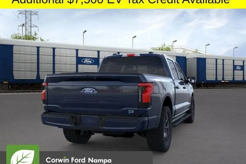 2025 Ford F-150 Lightning photo 1