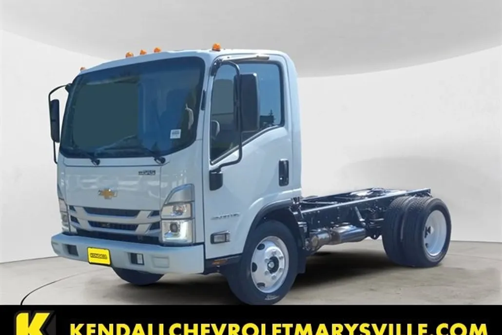 2025 Chevrolet Silverado 4500HD photo 1