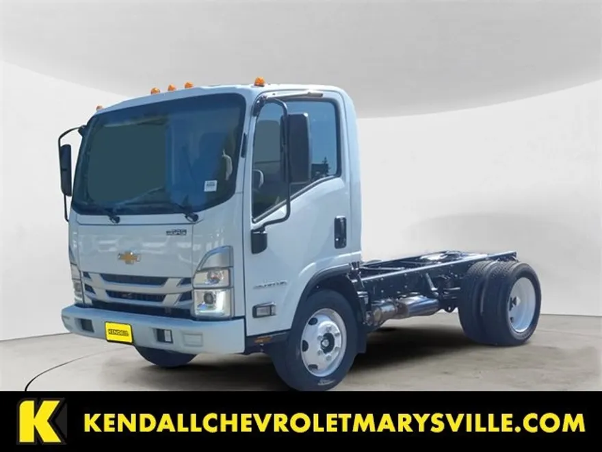 2025 Chevrolet Silverado 4500HD photo 1