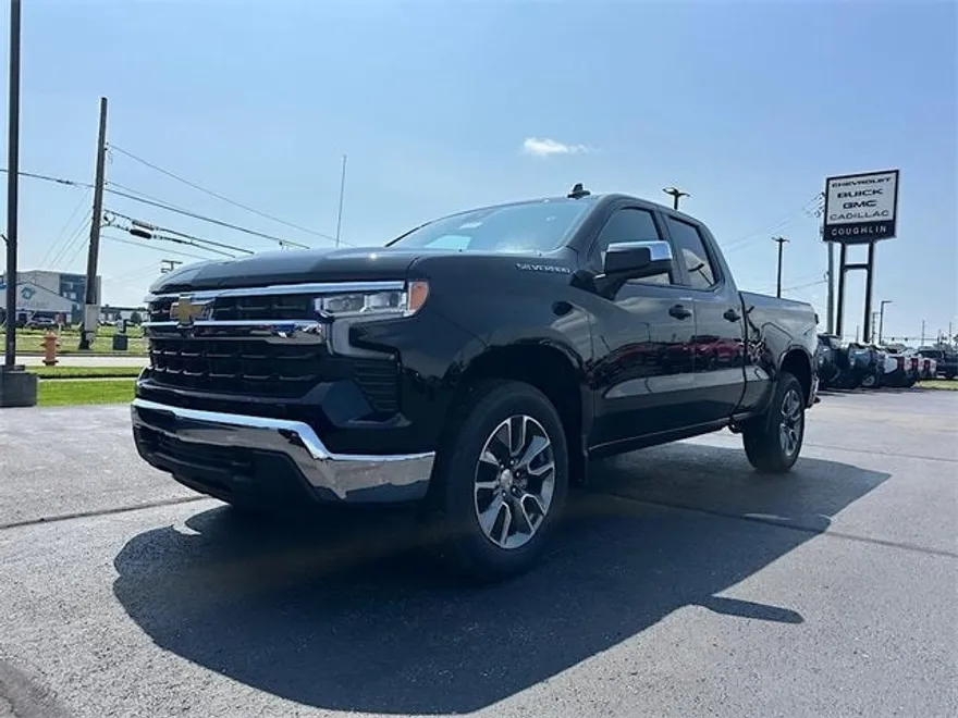 2026 Chevrolet Silverado 1500 LT photo 1