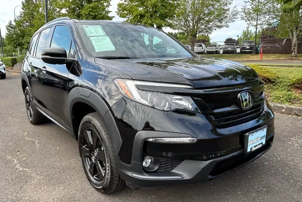 2022 Honda Pilot TrailSport photo 1