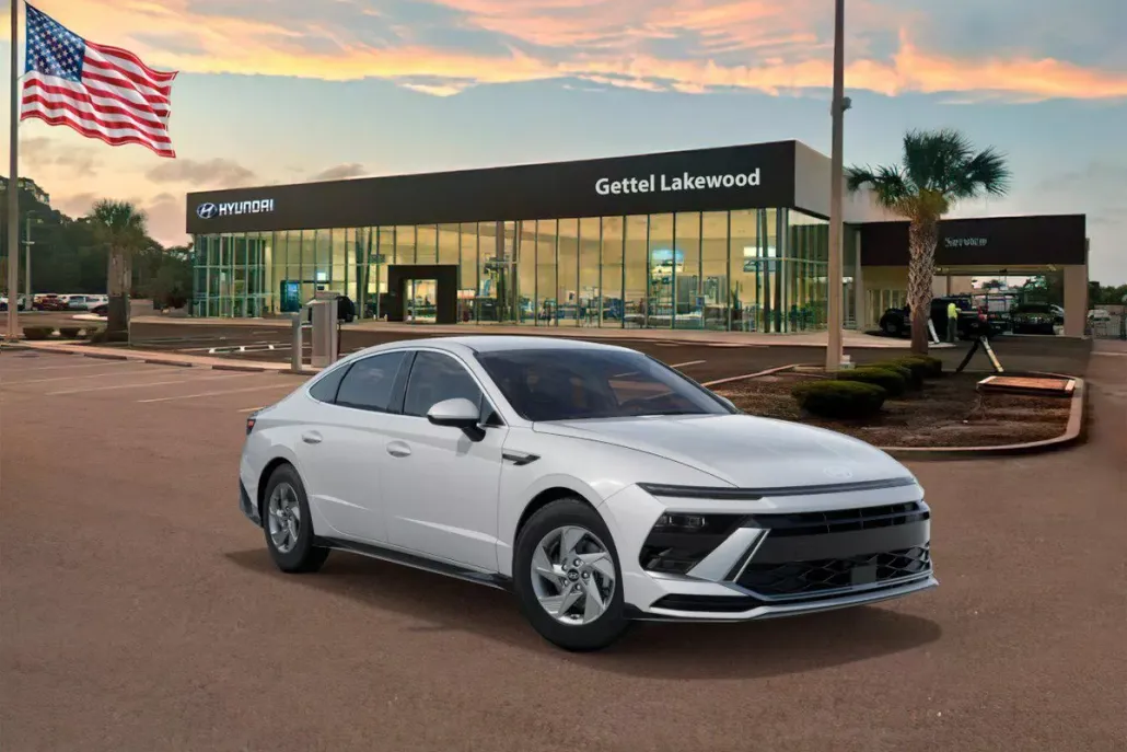 2025 Hyundai Sonata SE photo 1