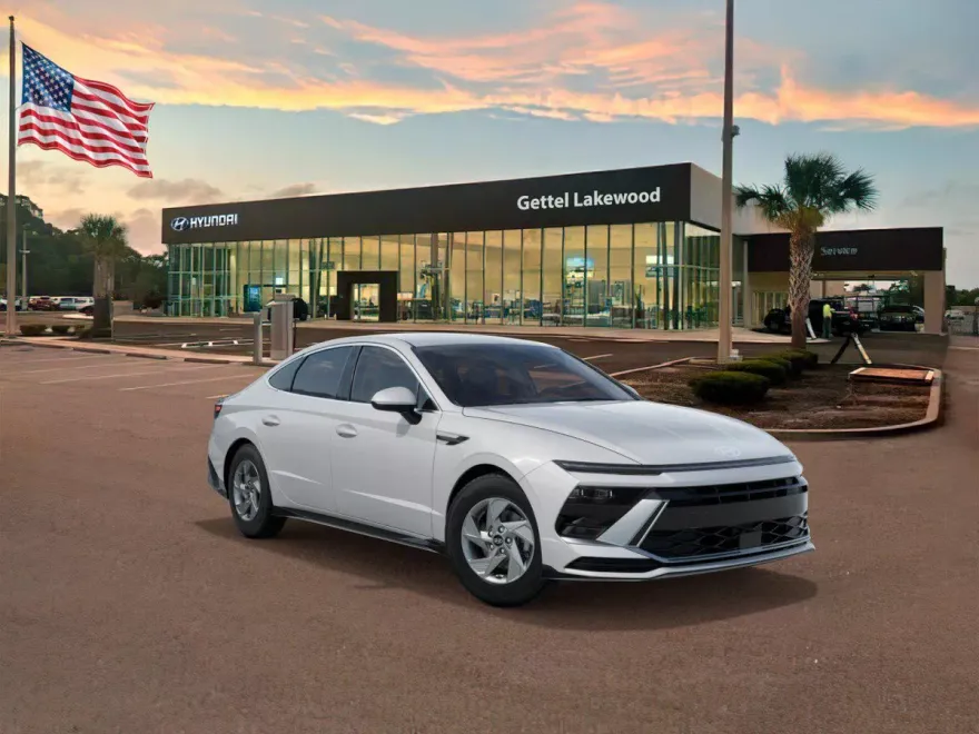 2025 Hyundai Sonata SE photo 1