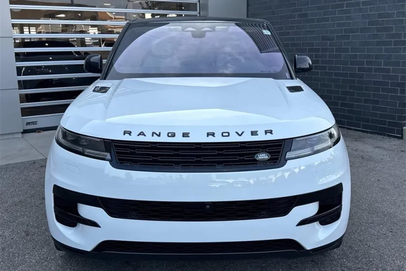 2023 Land Rover Range Rover Sport SE photo 1