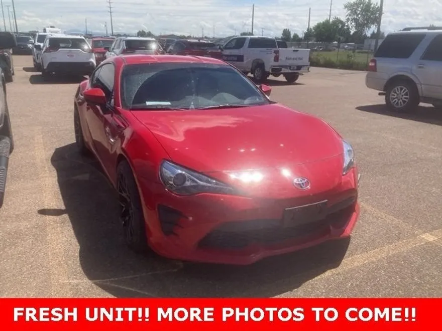 2018 Toyota GR86 Base photo 1