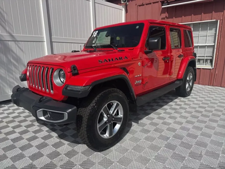 2018 Jeep Wrangler Unlimited Sahara photo 1