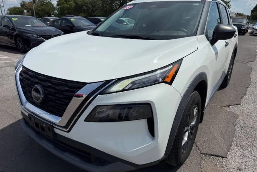 2023 Nissan Rogue S photo 1