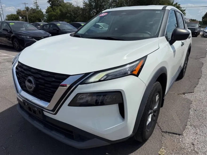 2023 Nissan Rogue S photo 1