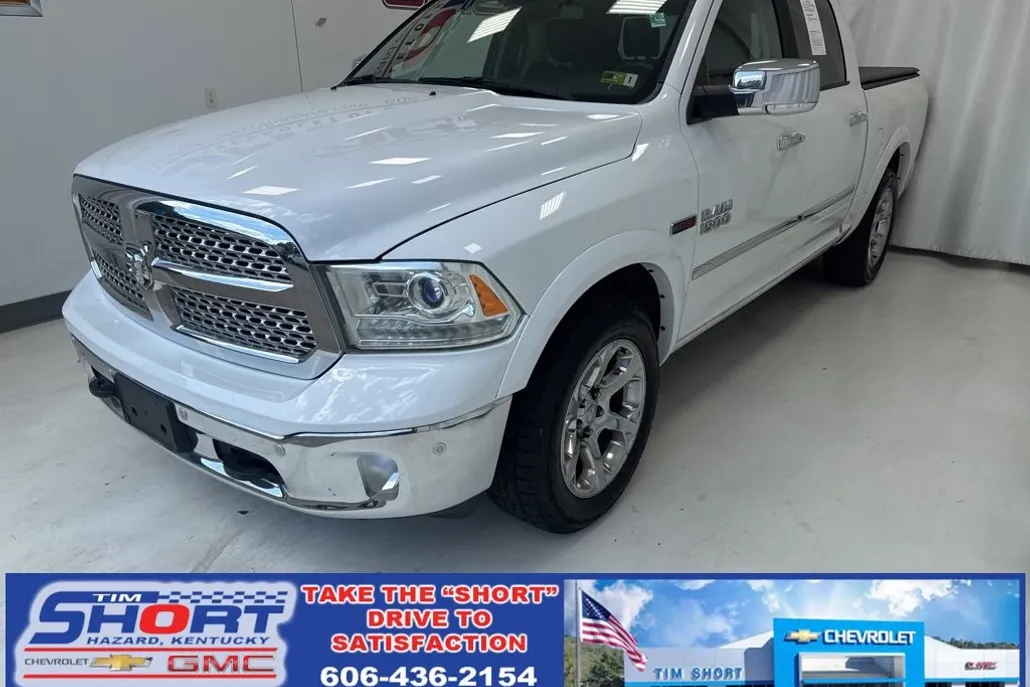 2015 Ram 1500 Laramie photo 1