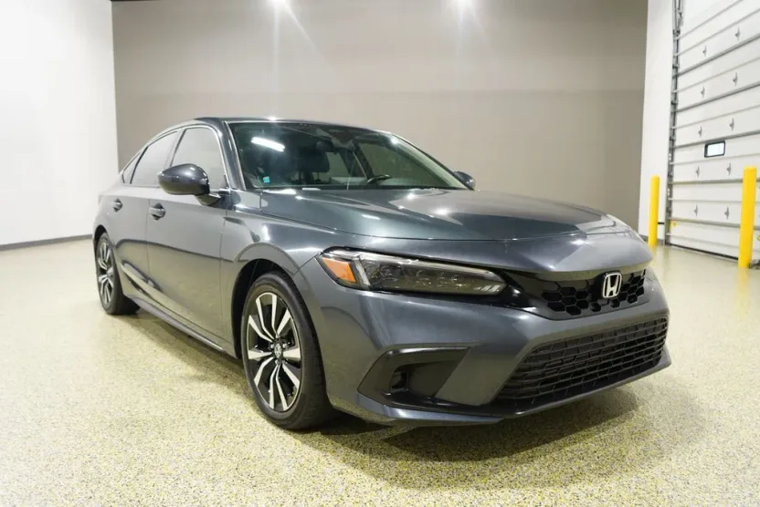 2022 Honda Civic EX-L Hatchback photo 1