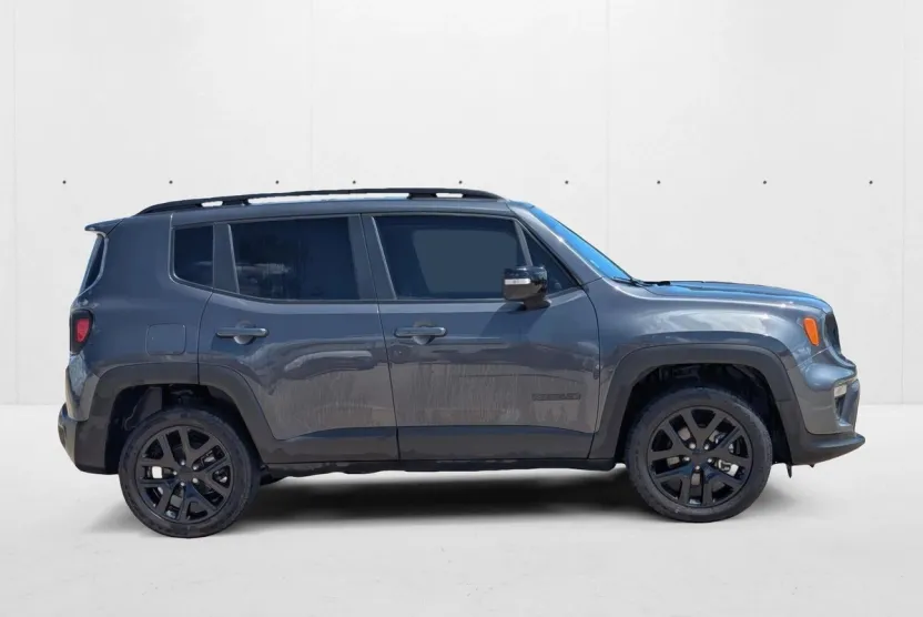 2023 Jeep Renegade Altitude photo 1