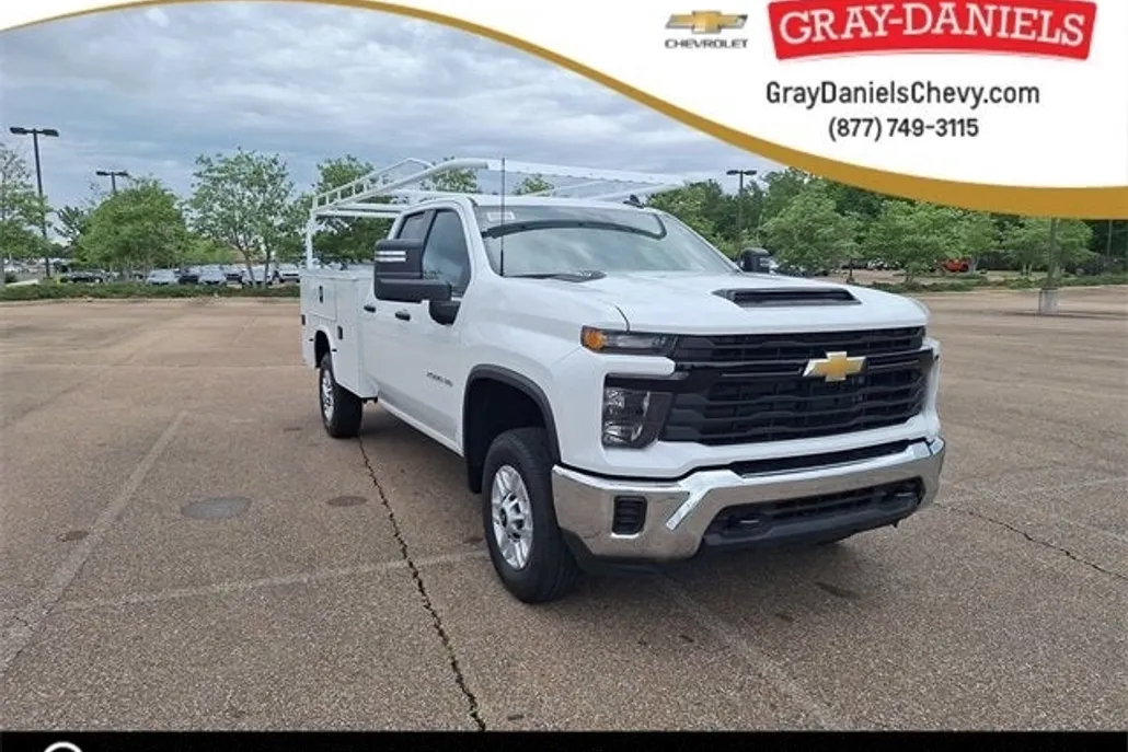 2025 Chevrolet Silverado 2500HD photo 1