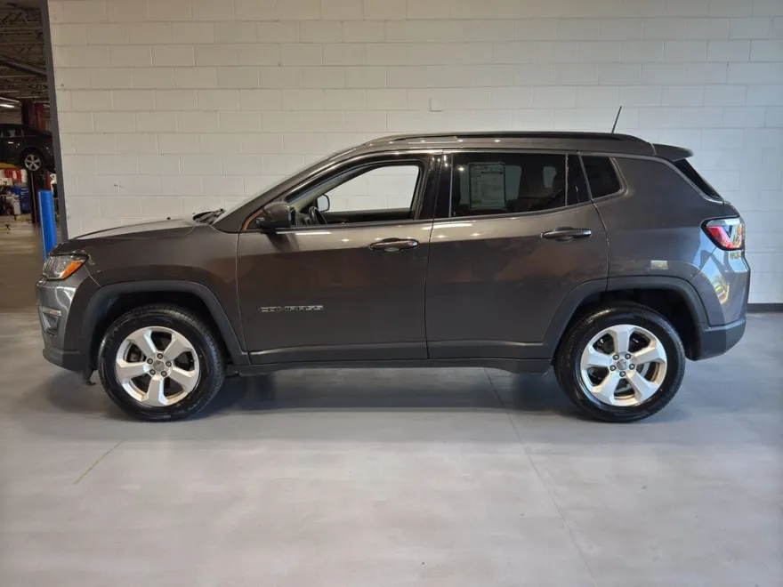 2019 Jeep Compass Latitude photo 1