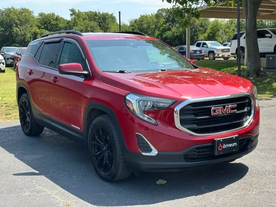 2019 Chevrolet Equinox LT photo 1