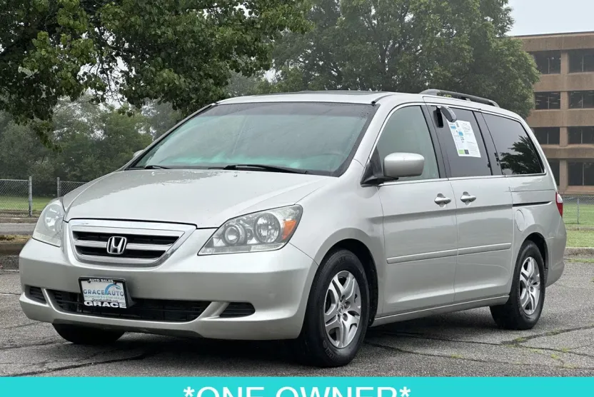 2005 Honda Odyssey EX-L photo 1