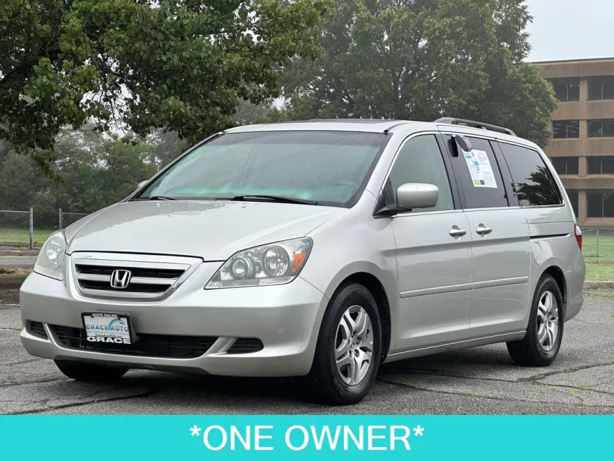 2005 Honda Odyssey EX-L photo 1