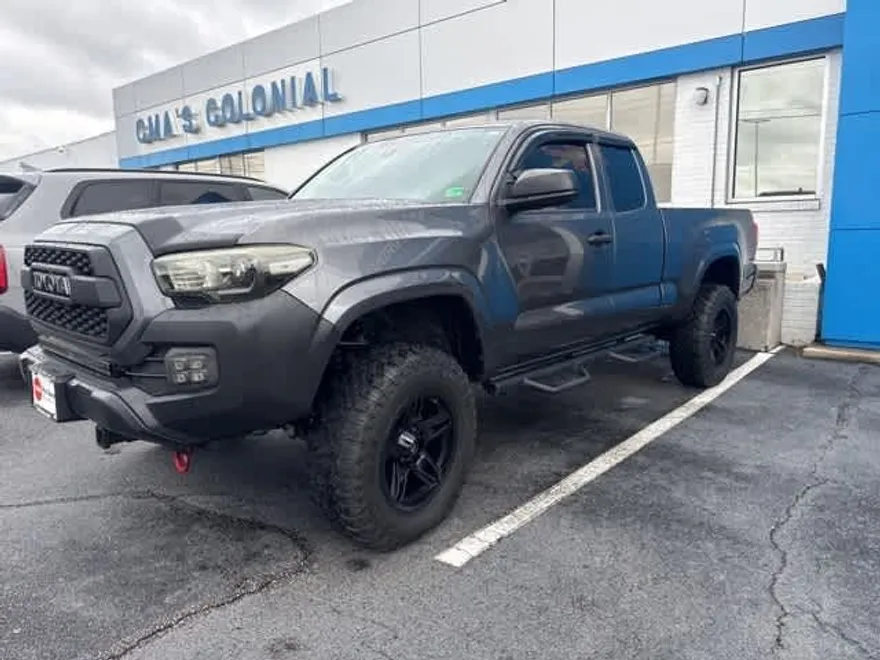 2021 Toyota Tacoma SR photo 1