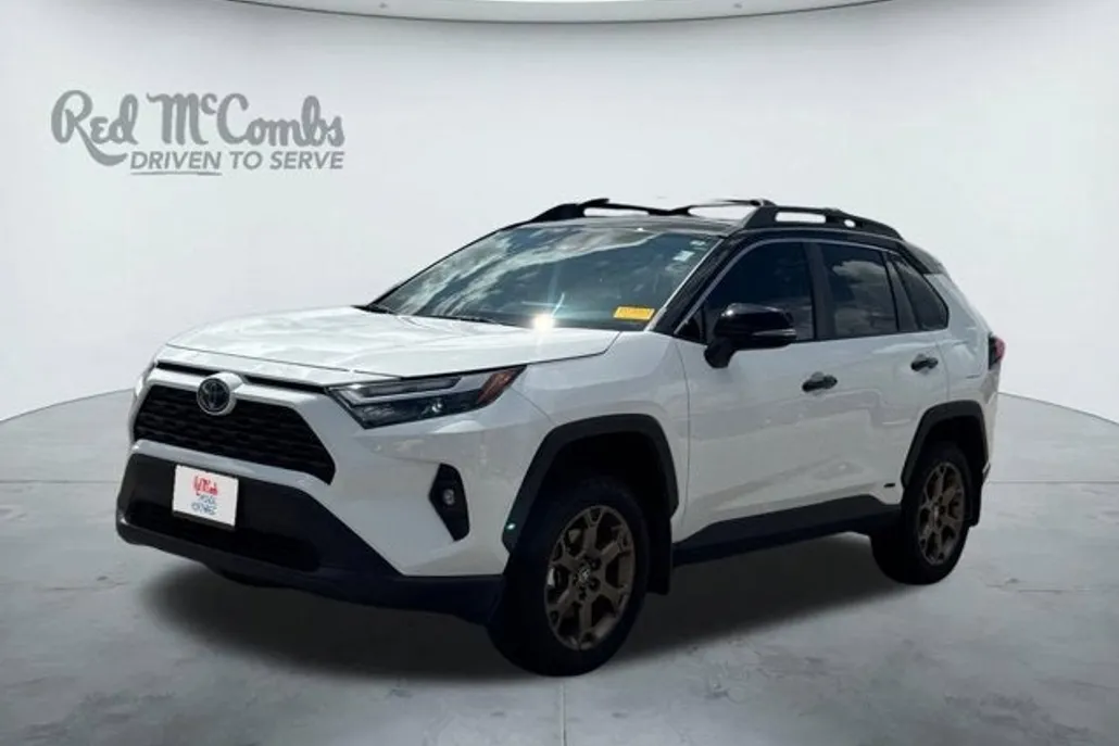 2024 Toyota RAV4 Hybrid photo 1