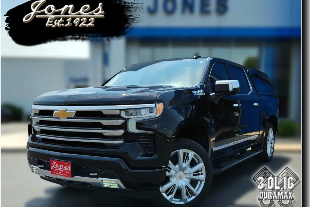 2024 Chevrolet Silverado 1500 High Country photo 1