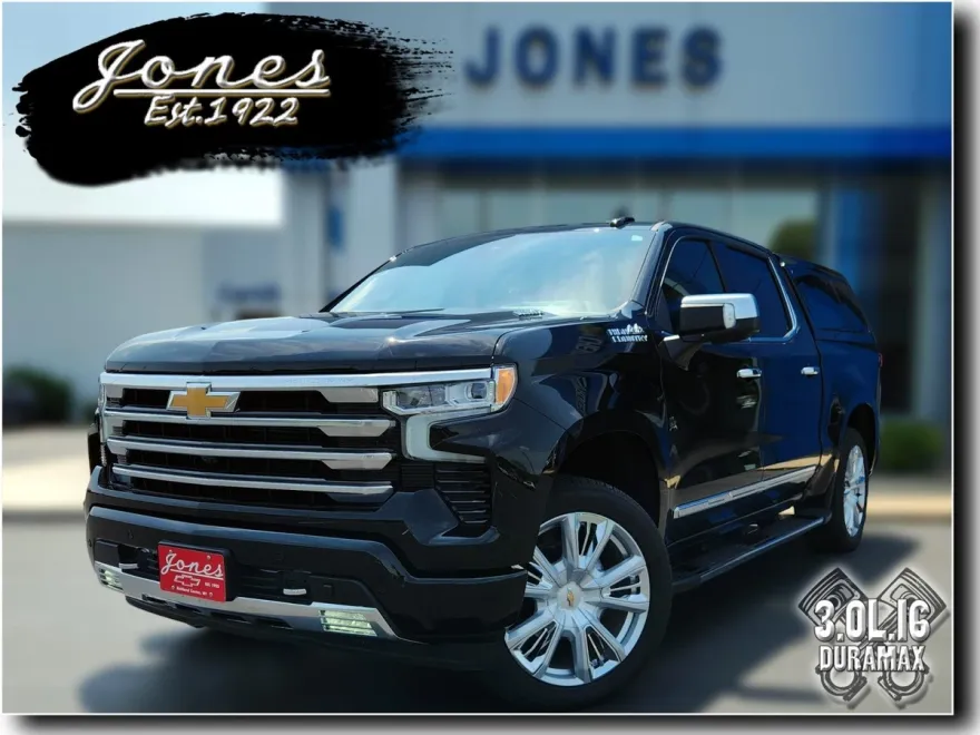 2024 Chevrolet Silverado 1500 High Country photo 1