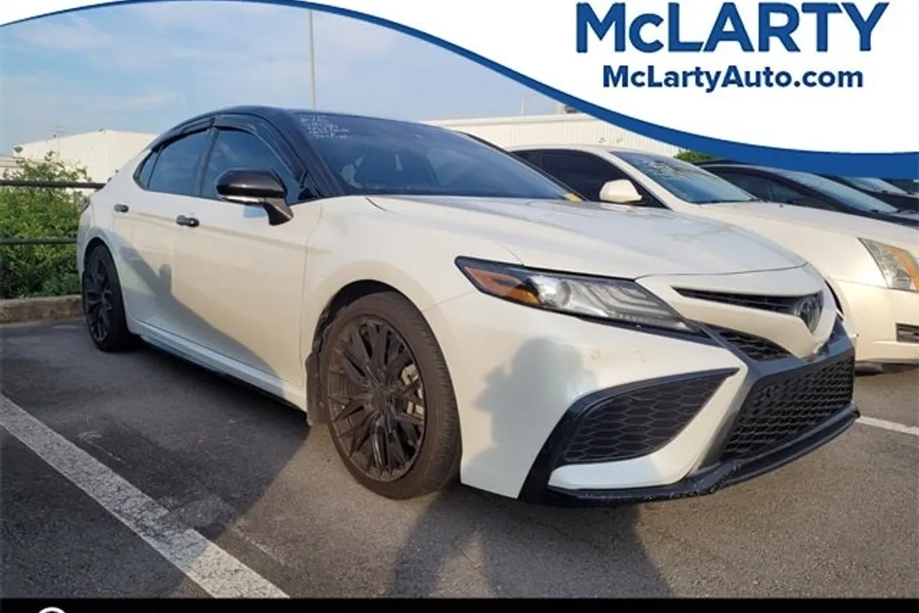 2023 Toyota Camry XSE V6 photo 1