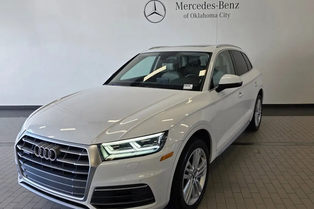 2018 Audi Q5 Premium Plus photo 1