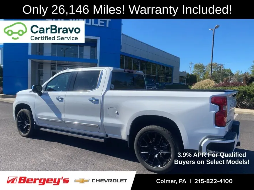 2023 Chevrolet Silverado 1500 High Country photo 1