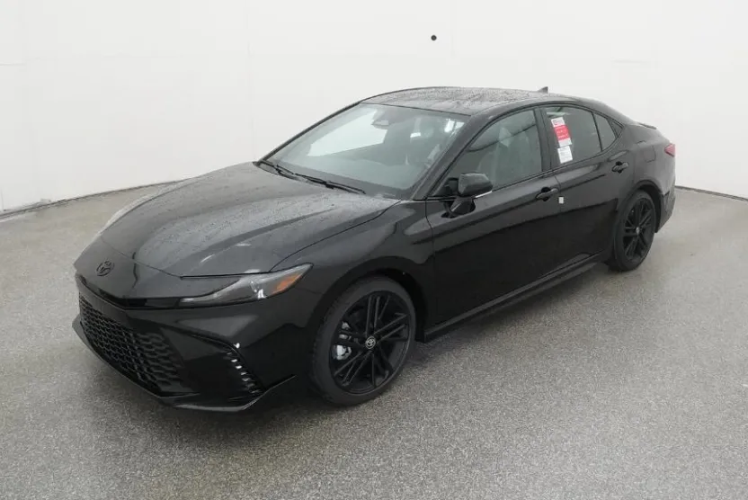 2026 Toyota Camry photo 1