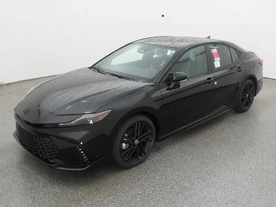2026 Toyota Camry photo 1
