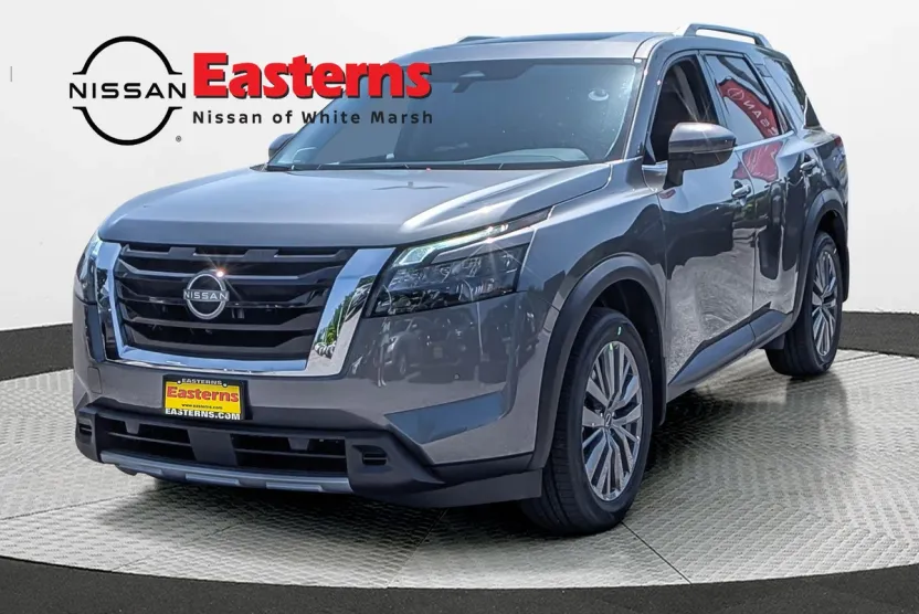 2025 Nissan Pathfinder SV photo 1