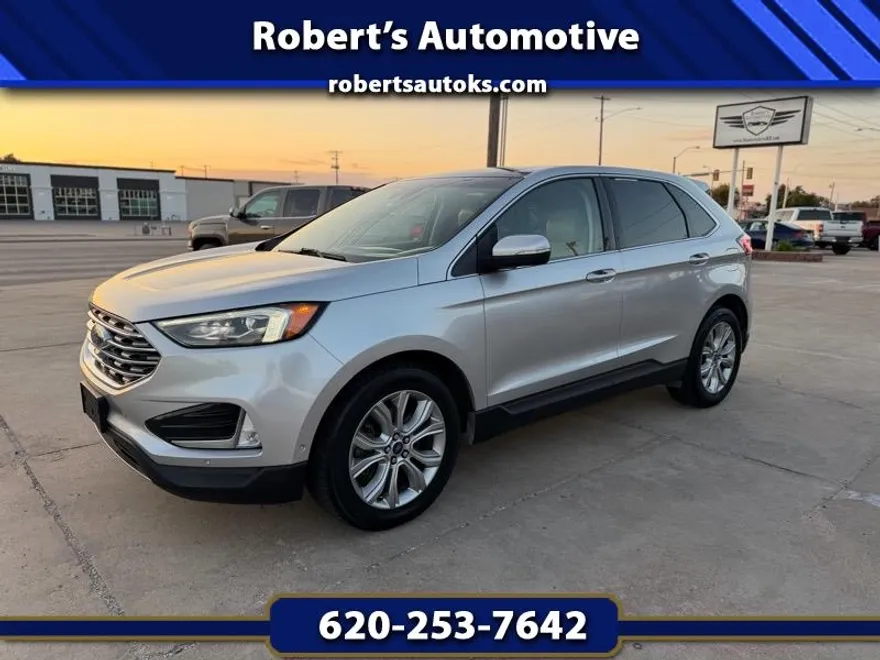 2019 Ford Edge Titanium photo 1