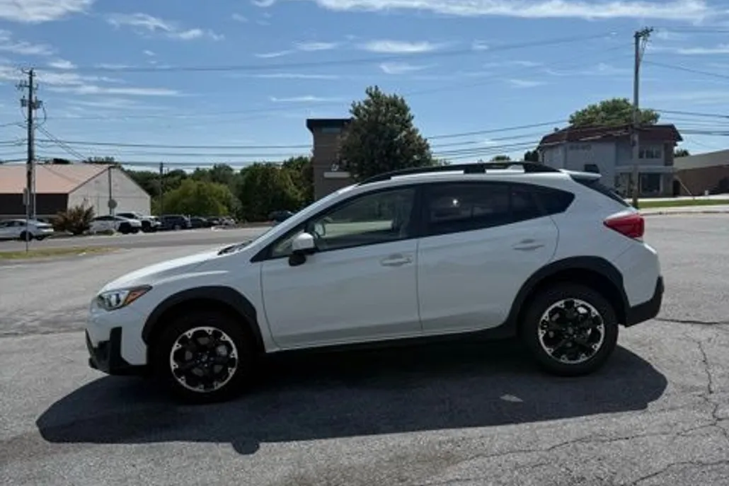 2023 Subaru Crosstrek Premium photo 1