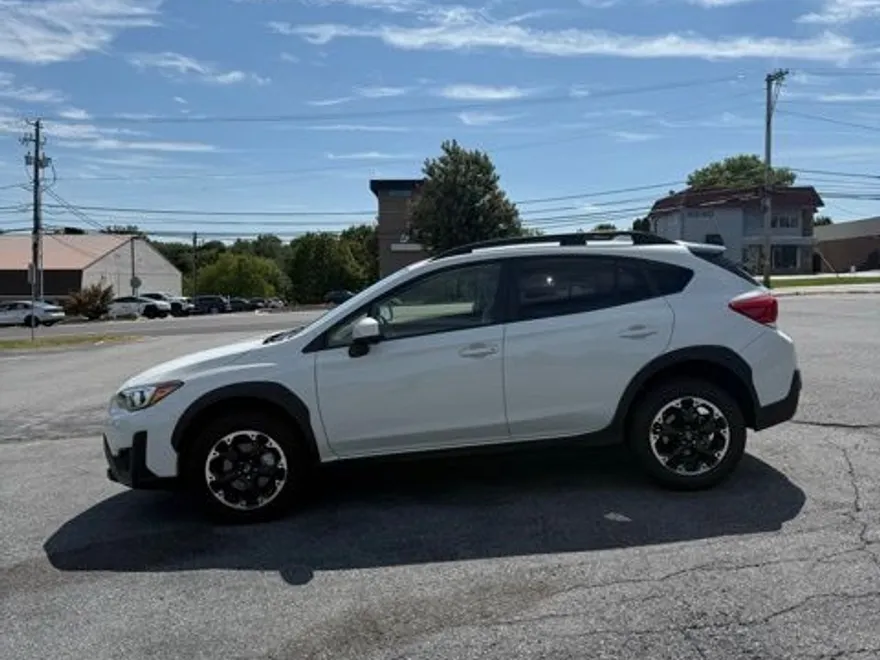 2023 Subaru Crosstrek Premium photo 1