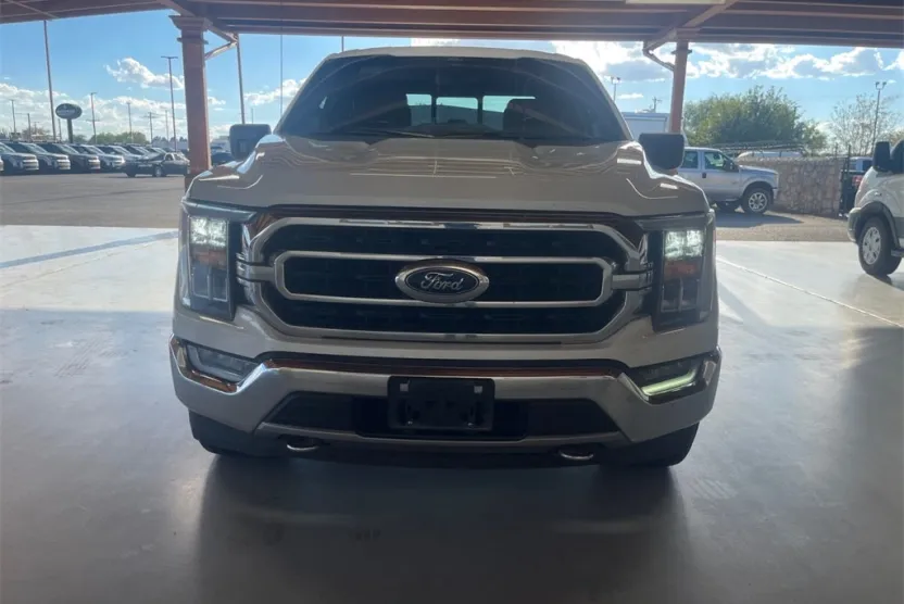 2021 Ford F-150 XLT photo 1