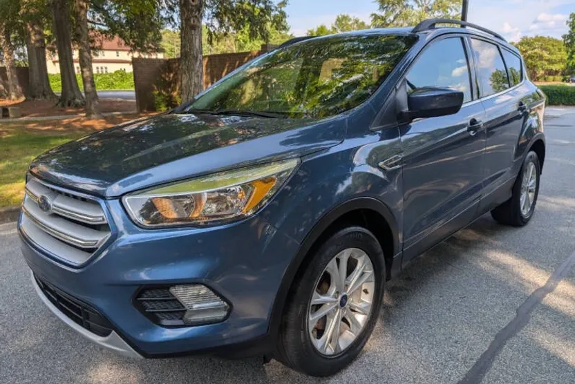 2018 Ford Escape SE photo 1