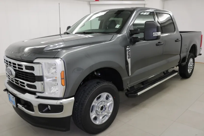2026 Ford F-250 XLT photo 1