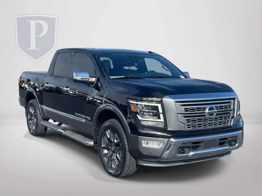 2020 Nissan Titan Platinum Reserve photo 1